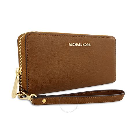 michael kors jet set wallet luggage|bolso Michael Kors jet set.